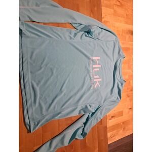 Woman's Huk Extra Large Long Sleeve Shirt